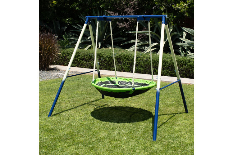 Swing Set Buying Guide How to Choose the Best Swing Set for Your